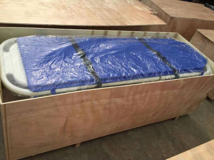 De Brancardkarretje van de het ziekenhuis Hydraulisch Noodsituatie Medisch voor Patiënten 0