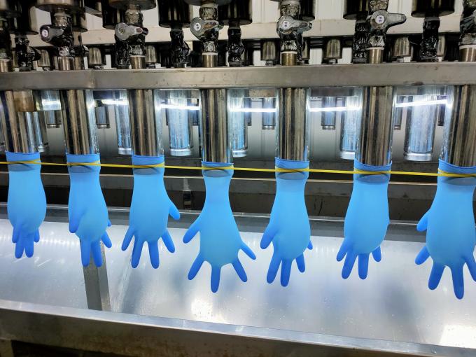 Materiële drie grootte van het beschikbare handschoenen de blauwe ziekenhuis-specifieke nitril 0