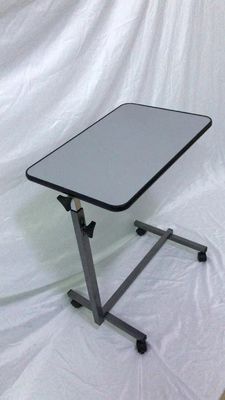 kopen Overbedpatiënten 700mmx1010mm het Ziekenhuisbed Tray Table With Wheels online vervaardiging