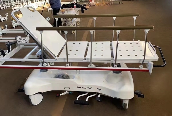 Luxe de Brancardkar van het staal Zwarte Ziekenhuis Verwijderbaar met Vier Gietmachines