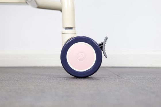 ABS de Hoek van het Babybassin het Aanpassen Handvathoogte - van het het Stootkussenziekenhuis van de kwaliteitsspons de Babybed