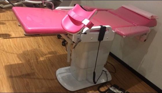 Van de het Onderzoekslijst van het ziekenhuis Roze Elektrisch Gynaec Obstetrisch tableDeliverybed met Lamp