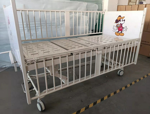 De witte Voederbak van de het Ziekenhuisbaby met Beschikbare OEM van Beeldverhaalbeelden