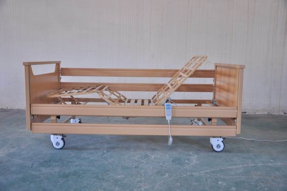 Houten Geduldige Opvouwbare Siderails Twee Functies Elektrische Verzorging CareBed